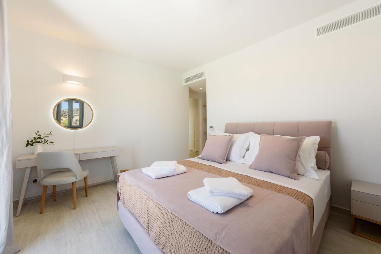 פארוס Villa Complex White And Rocks מראה חיצוני תמונה