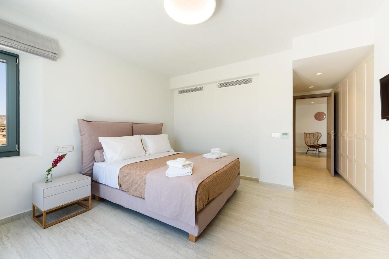 פארוס Villa Complex White And Rocks מראה חיצוני תמונה