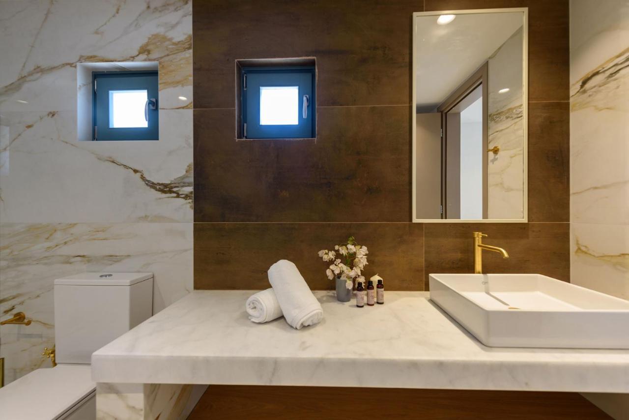 פארוס Villa Complex White And Rocks מראה חיצוני תמונה